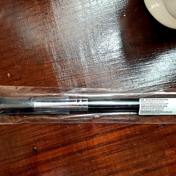 Morphe Brush #M500 Deluxe Pointed Blender - Picture 4 of 4